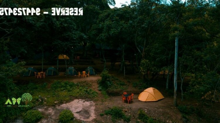 Tent Polo - Photo2
