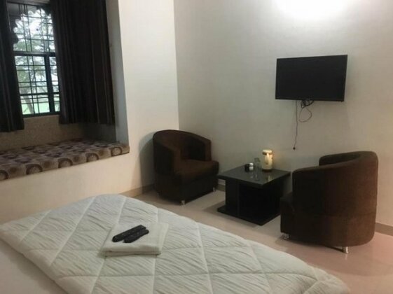 Roop Shree Hotel - Photo3