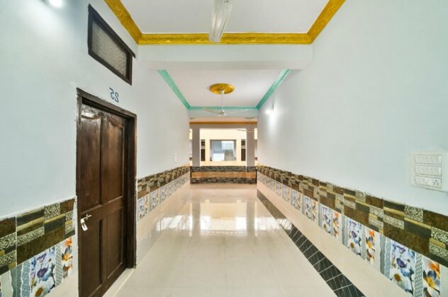SPOT ON 64117 Navrang Guest House - Photo3