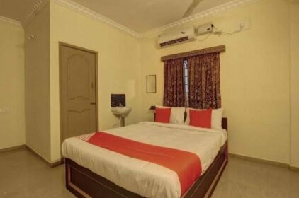Hotel Damodar Inn