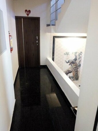 Hotel Lovely Nest - Photo4