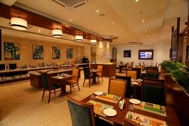 Lemon Tree Hotel Coimbatore - Photo5