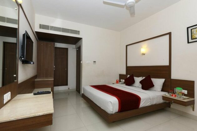 OYO 4658 Akil Residency - Photo3
