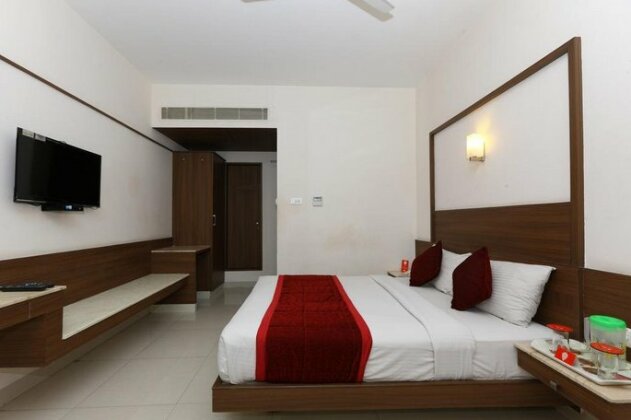 OYO 4658 Akil Residency - Photo4