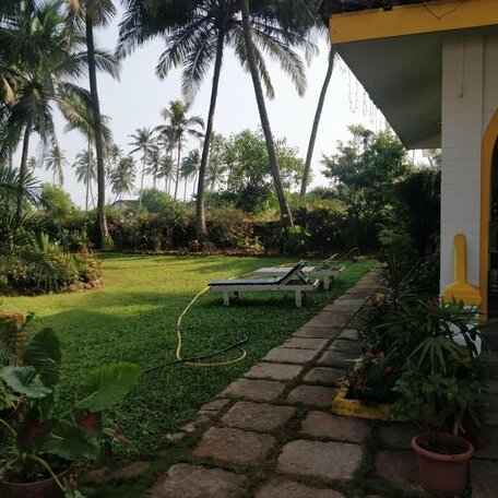 Navin's Inn - Photo4