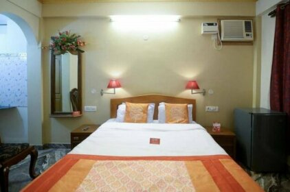 OYO 2074 StayOut Hotel Aston Ajoy Home Comfort