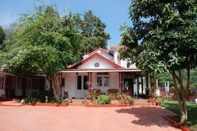 Colonial 4 B/R Home Great for Families Coonoor - Photo2
