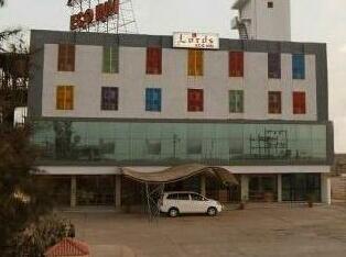 Lords Eco Inn
