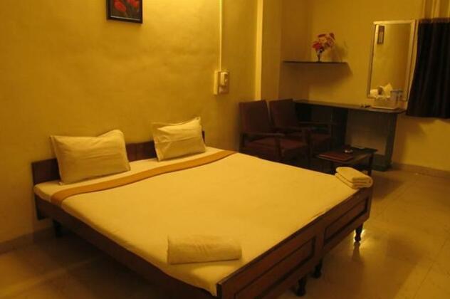 Hotel Diamond Daman - Photo3