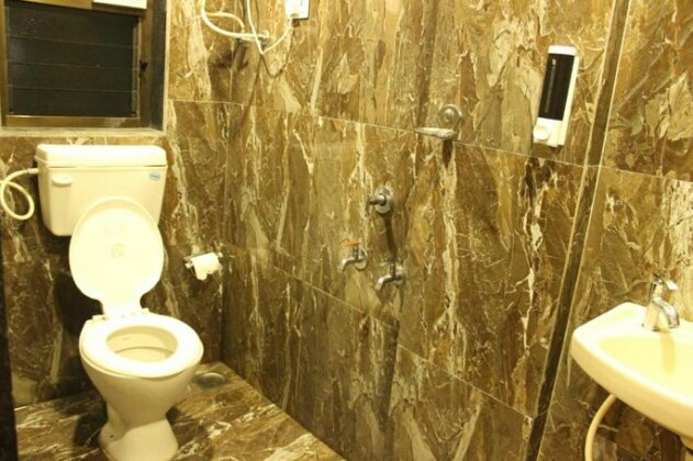 Hotel Silver Daman - Photo5