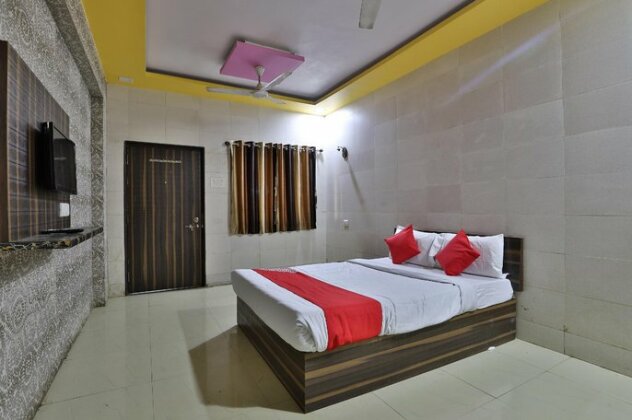 OYO 39833 Hotel Star Villa - Photo3
