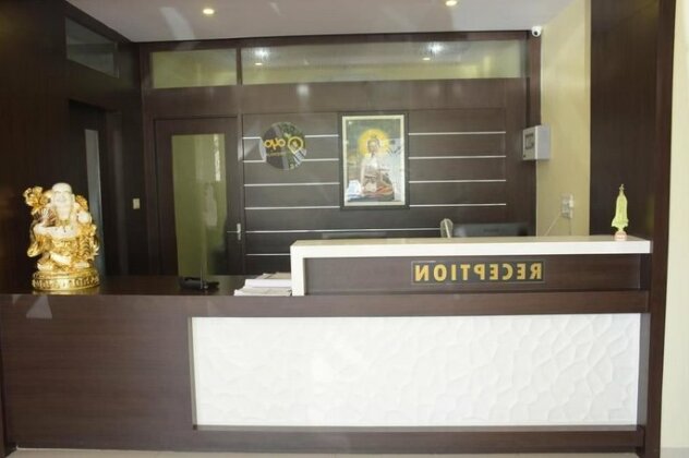 OYO Premium Teen Batti Devka Road - Photo3