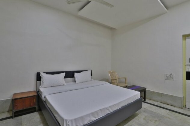SPOT ON 39918 Hotel Pakas - Photo4