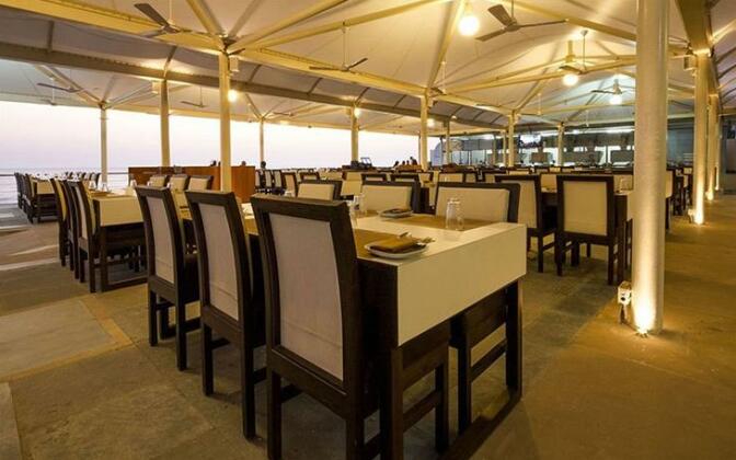 The Gold Beach Resort - Photo4