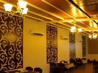 Vista Rooms At Narayan Park - Photo4