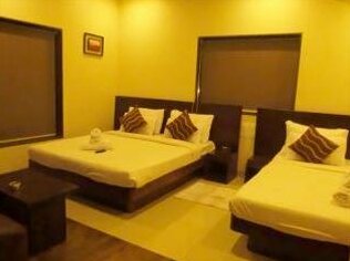 Vista Rooms At Narayan Park - Photo5