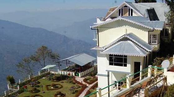 Central Nirvana Resort - Photo2