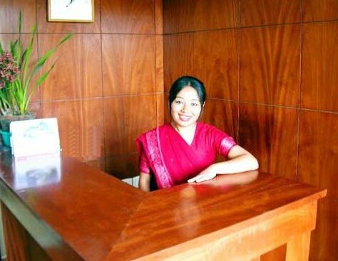 Deluxe Suite Room- Shangrila Regency - Photo4