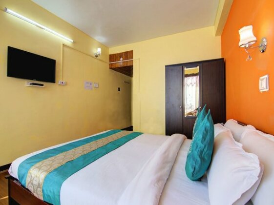 OYO 13638 Choice Hotel - Photo4