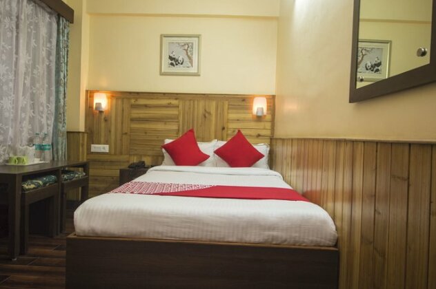 OYO 5055 Hotel Pinewood - Photo2