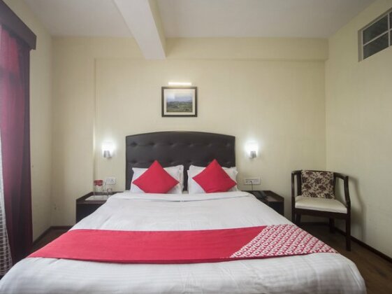 OYO 5666 Hotel Sandrup - Photo2