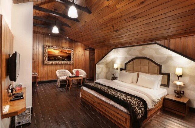 Pine Tree Spa and Resorts - Photo2