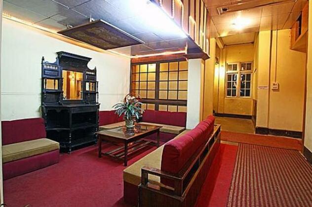 Pineridge Hotel - Photo4