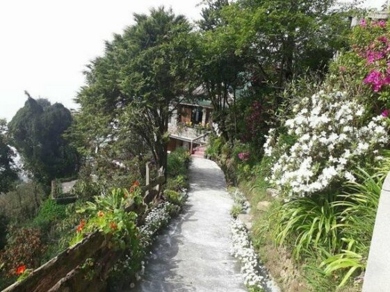 The English Cottage Darjeeling - Photo4