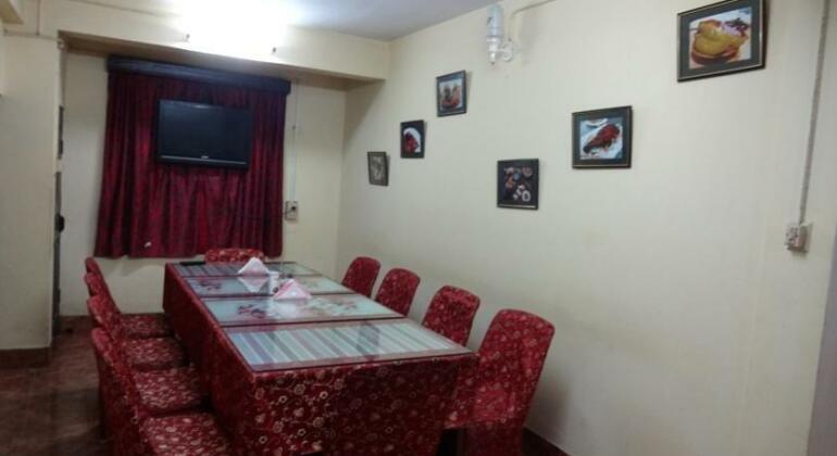 Three V Lodge - Photo3