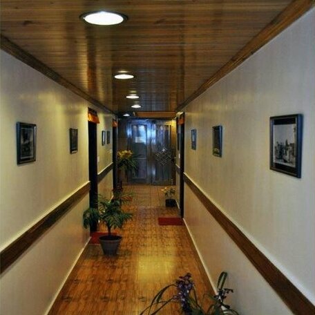 Tripvillas @ Golden Heights Enclave - Photo3