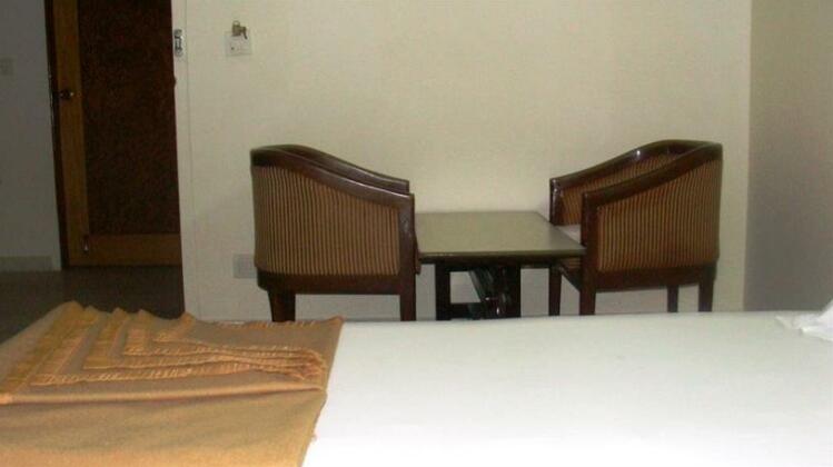 Madhuvan Hotel - Photo2