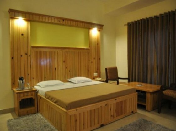 Abhinandan Hotel - Photo4