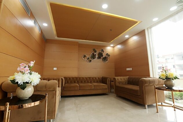 Hotel Gms Grand - Photo4