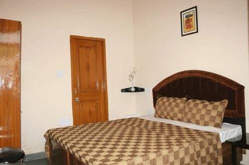 Hotel Kailash Inn - Photo3