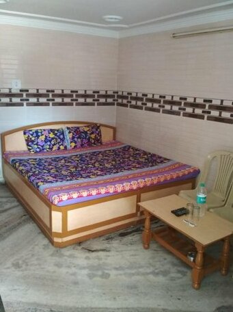 Hotel Rajpal Guest House - Photo4
