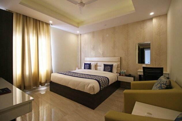 OYO 8132 Hotel Kukreja - Photo5