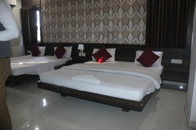 Hotel Rudraksha Inn - Photo5