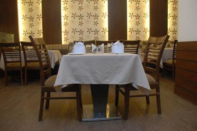 Saugaat Regency Hotel - Photo2