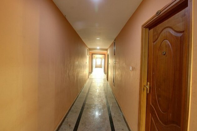 OYO 36976 Hotel Rajashree Comforts - Photo2