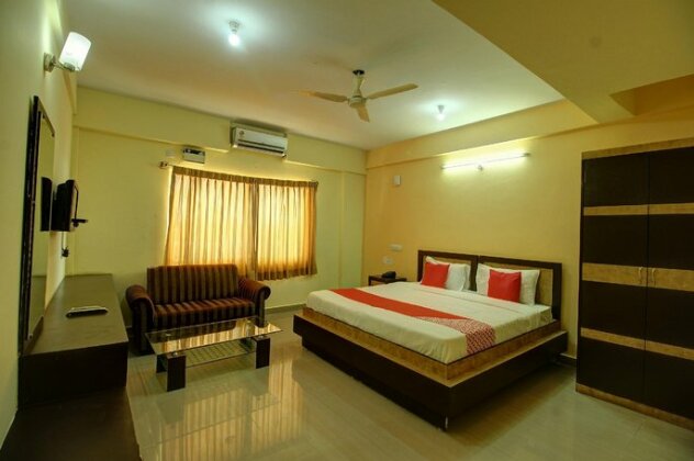 OYO 36976 Hotel Rajashree Comforts - Photo5