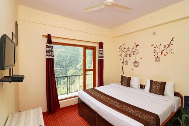 OYO 13728 Hotel Trisha - Photo2