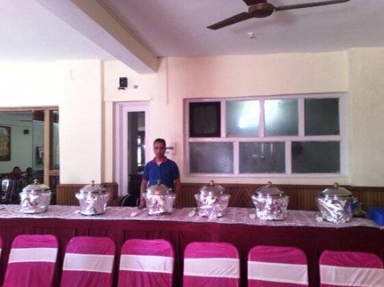 Atithi Hotel Dharamshala - Photo2