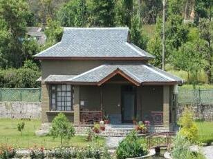 Blossoms Village Resort - Photo5