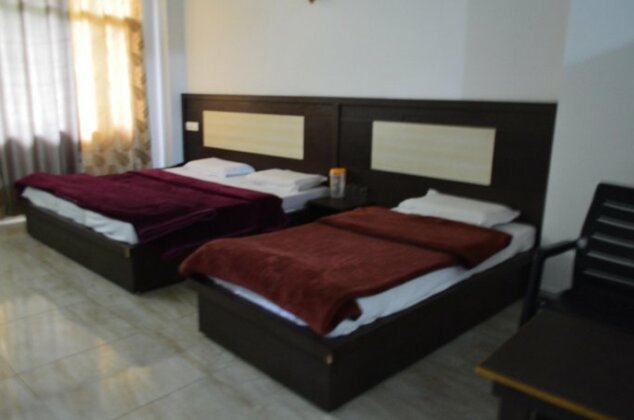 Dharamkot Inn - Photo2