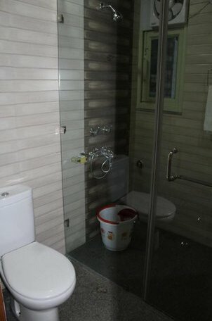 Dhauladhar Heights - Photo4