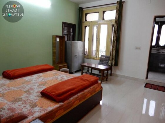 Economy Rooms with 360 Mountain Views in Dharamkot - Photo2