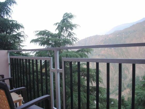 Hotel Holiday Hill - Photo2