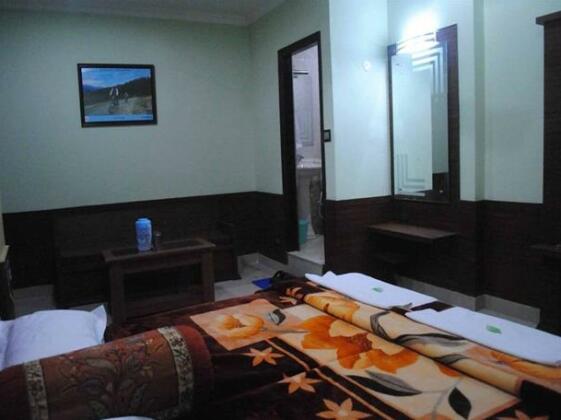 Hotel Holiday Hill - Photo5