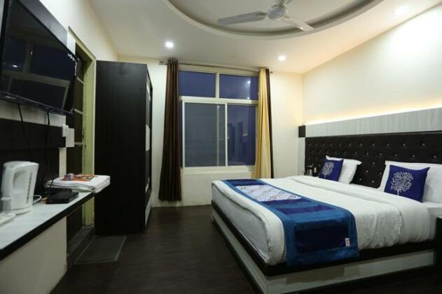Hotel Naddi Heights - Photo2