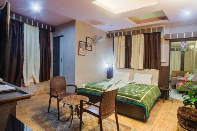 Hotel Plaza Residency - Photo4